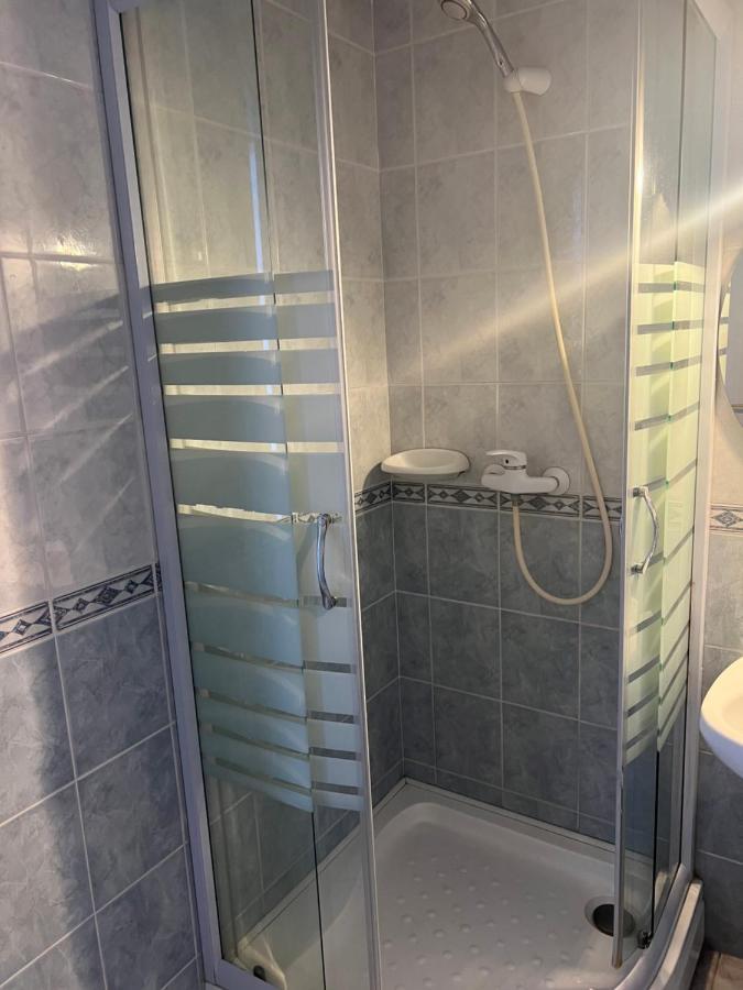 Misleny Home Kozarmisleny Exteriör bild